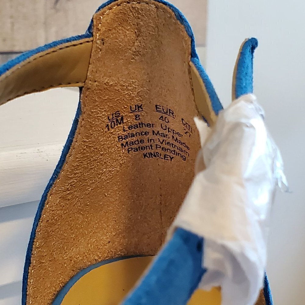 NATURALIZER BLUE SUEDE HEELS SIZE 9. - Picture 7 of 7